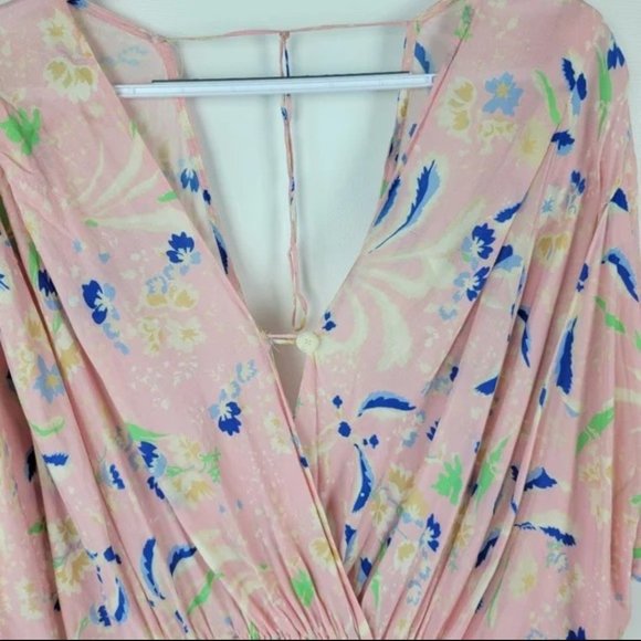 Free People Floral Loose Fitting  Deep V Top Sz Small - Picture 7 of 7